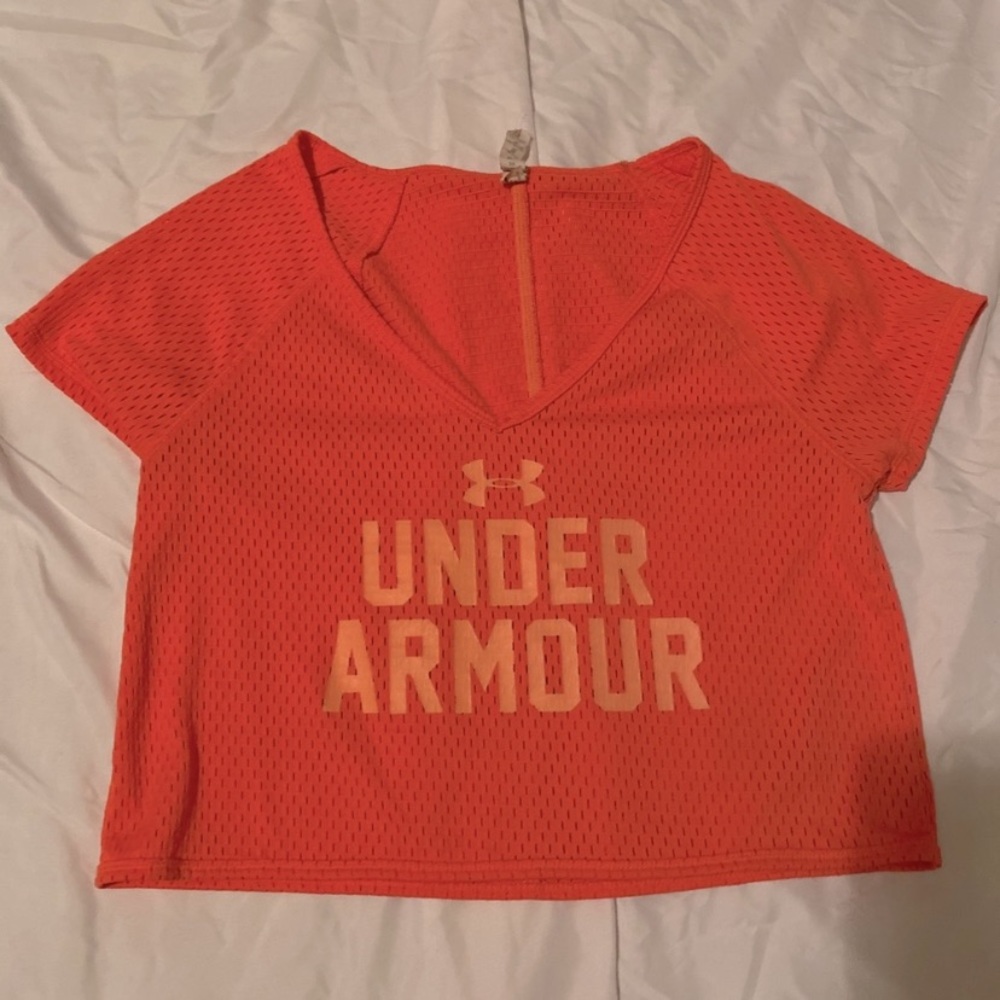 Under Armour Semi Cropped Short Sleeve Jersey Top Sz Small Active Wear Athletic